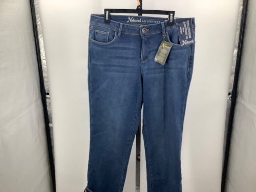 Natural Reflections Women's Jeans 12, Appears New - Lot 377