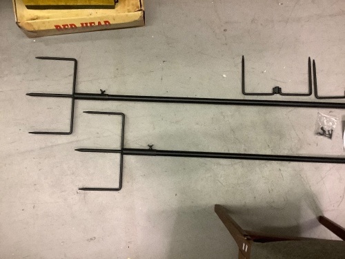 10' Tall Lawn Decoration Pole, Ecommerce Return - Lot 406