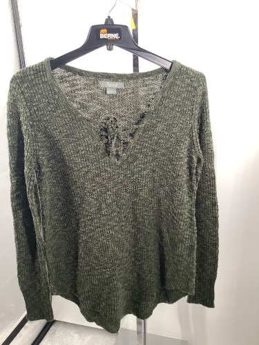 Natural Reflections Knit Shirt, Lage, Appears New - Lot 424