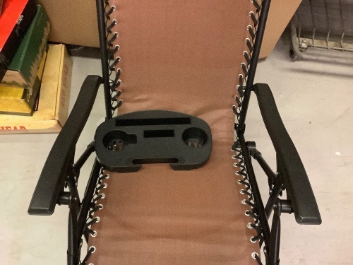 Zero Gravity Patio Chair Recliner with Cup Holder, Appears New - Lot 450
