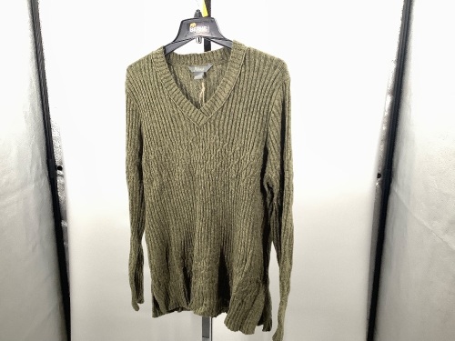 Natural Reflections Women's Cable V Neck, Large, Appears New - Lot 510