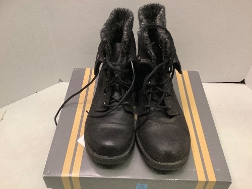 Natural Reflections Women's Boots, 10, Dirty, Ecommerce Return - Lot 781