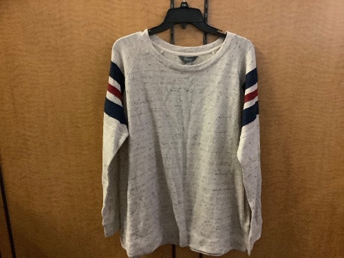 Natural Reflections Women's Sweater, XL, Appears New - Lot 813