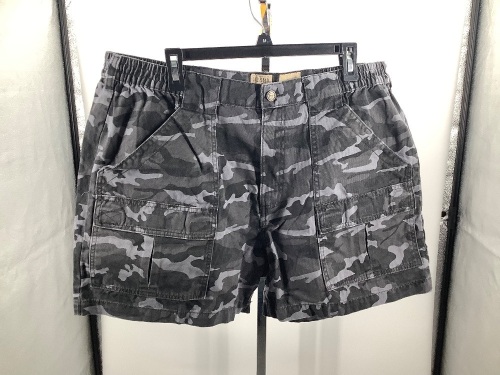 Red Head Men's Shorts, 40, Appears New - Lot 875
