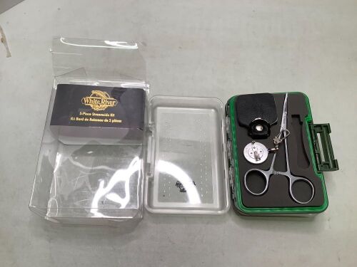 White River 5 Piece Streamside Kit, Missing Piece, Ecommerce Return - Lot 929