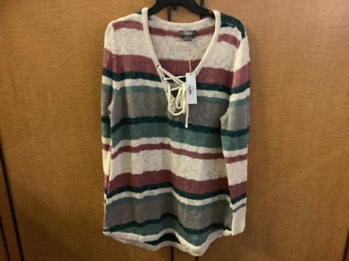 Natural Reflections Lace Up Sweater, XXL, Appears New - Lot 936