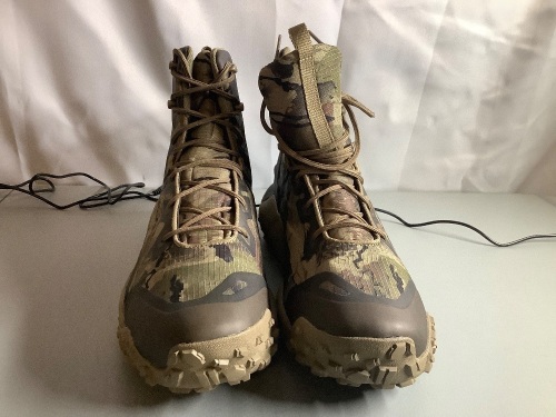 Under Armour Men's Boots, 10.5, Ecommerce Return - Lot 993