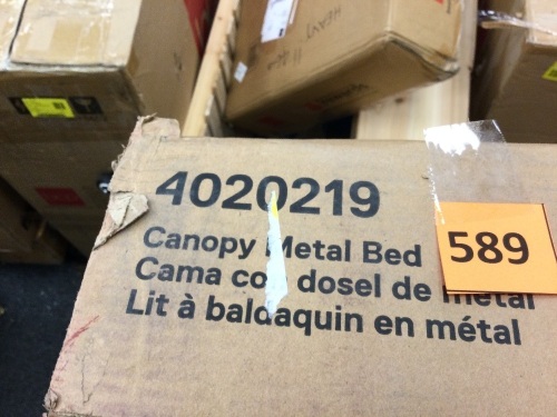 Canopy Metal Bed - Lot 589
