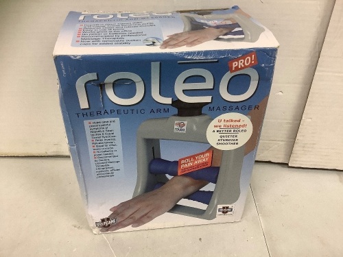 Roleo Arm Massager, E-Commerce Return - Lot 145