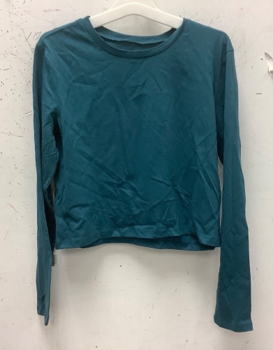 Wild Fable Womens Crop Shirt, M, New - Lot 269