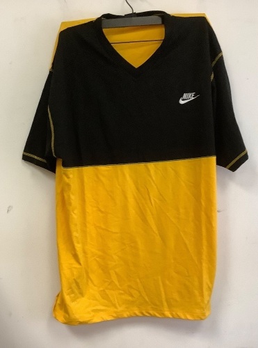 Nike Mens Short Set, 4XL, Appears New - Lot 306