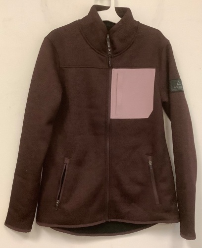 Women's Ascend Jacket, M, E-Commerce Return - Lot 397