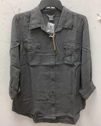 Natural Reflections Womens Button Down, M, New - Lot 471