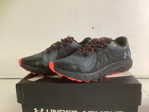 Men's UnderArmour Shoes, 8, Appears New - Lot 489