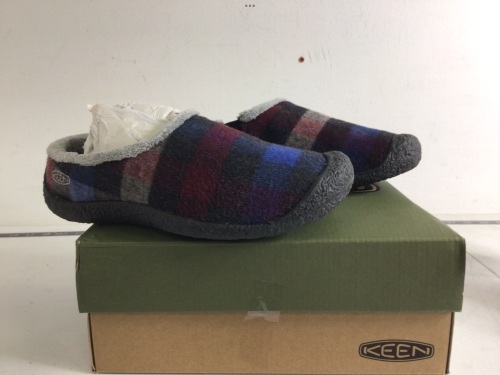 Women's House Shoes, 8, Appears New - Lot 578