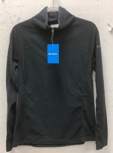 Women's Columbia Pullover, M, New - Lot 591