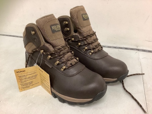 Red Head Mens Boots, Size 10.5W, Appears New - Lot 630