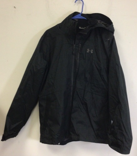 Men's UnderArmour Jacket, L, E-Commerce Return - Lot 697