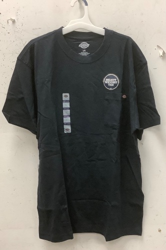 Men's Dickies T-Shirt, L, New - Lot 706