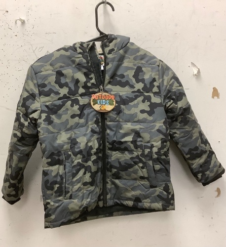 Boy's Coat, Youth M, New - Lot 861