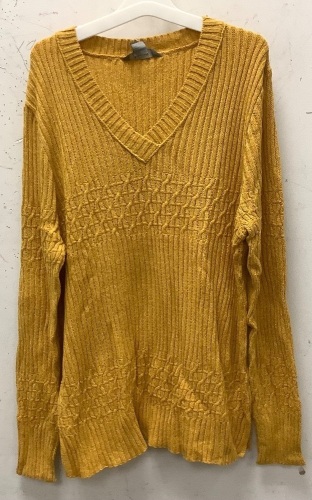 Women's Natural Reflections Shirt, L, New - Lot 899