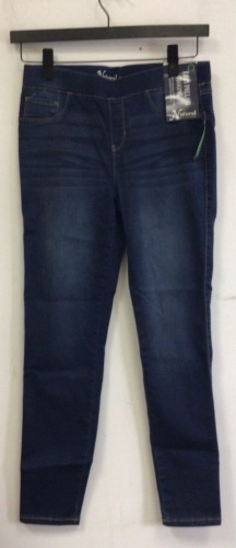 Women's Natural Reflections Jeans, M, Appears New - Lot 937