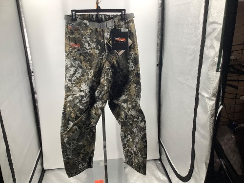 Sitka Downpour Pant, Men's Large, Appears New - Lot 160