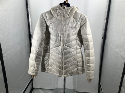 Columbia Women's Puffy Coat, Small, Appears New - Lot 452a