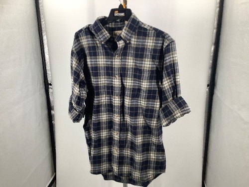 Red Head Men's Flannel, Medium, Appears New - Lot 470