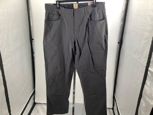 Red Head Men's Pants, 40x30, Appears New - Lot 476