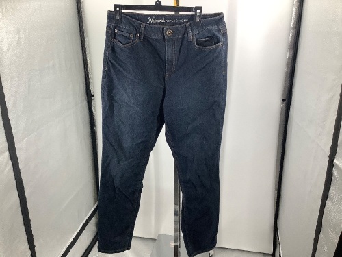 Natural Reflections Women's Jeans, 16, Appears New - Lot 517