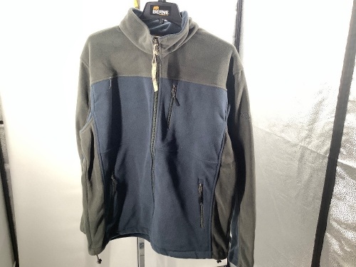 Red Head Fleece Jacket, Large, Appears New - Lot 538