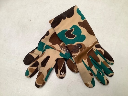 The North Face Smart Glove, Ecommerce Return - Lot 545