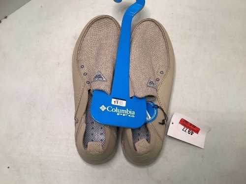 Columbia Men's Canvas Shoes, 11, Appears New - Lot 563