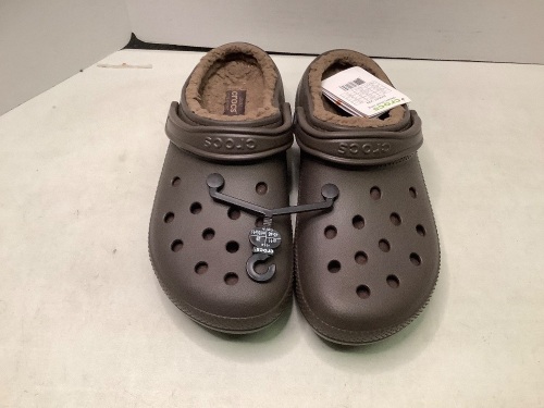 Crocs, Men's 11, Appears New - Lot 569