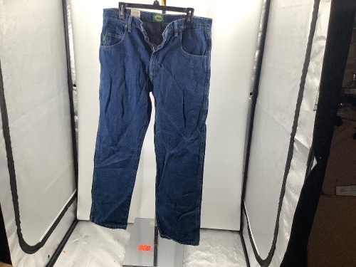 Roughneck Men's Jeans 34x30, Appears New - Lot 590a