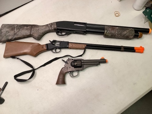 Lot of (3) Toy Gun, Ecommerce Return - Lot 613