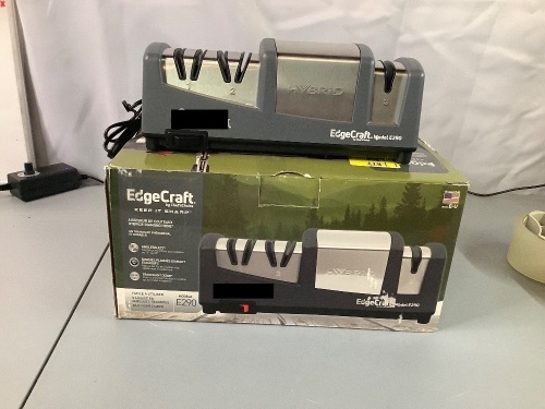 EdgeCraft Knife Sharpener, Powers On, Appears New - Lot 639