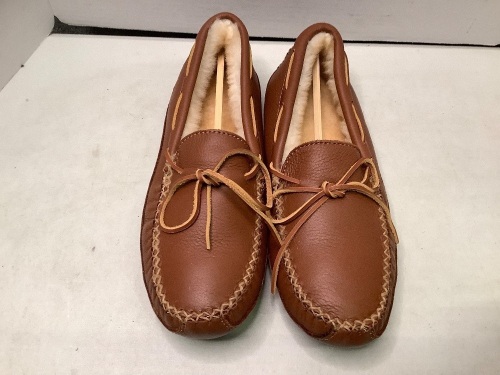 Minnetonka Hardsole Slippers, Men's 12, Appears New - Lot 667