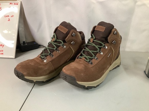 Merel Performance Men's Boots, 10.5, Appears New - Lot 681