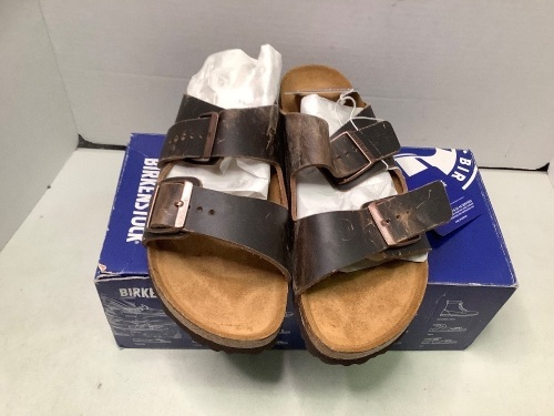 Birkenstock 10, women's, Leather scratched and dirty, Ecommerce Return - Lot 713