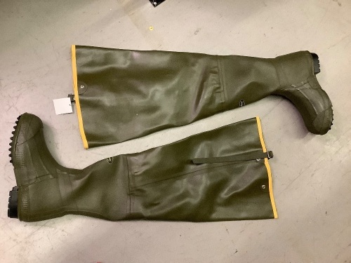 Lacrosse 32" Big Chief 600G Hip Waders, 12, Appears New - Lot 738