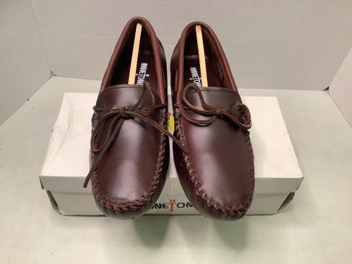 Minnetonka Men's Classic Driver, 9.5, Appears New - Lot 774