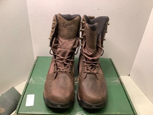 Danner Pronghorn 8" Boots, Men's 11.5, Ecommerce Return - Lot 810