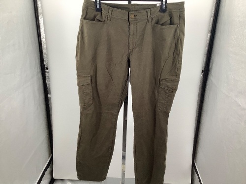 Natural Reflections Women's Pants, 14, Appears New - Lot 917