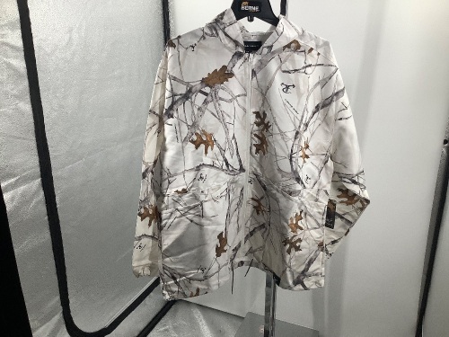 Lightweigh Snow Coverup Parka, Men's Medium, Appears New - Lot 923