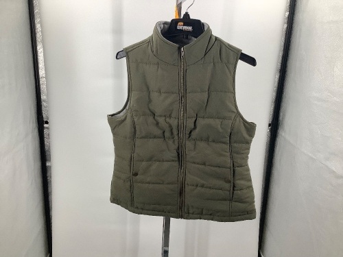 Quilted Vest, Medium, Appears New - Lot 924