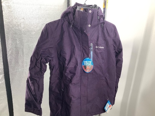 Columbia Alpine Action OH Jacket, Medium, Appears New - Lot 931