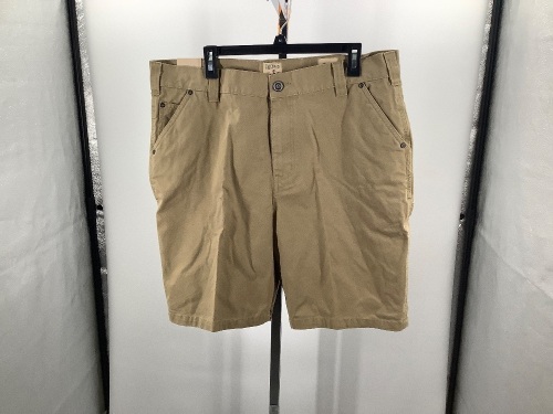 Red Head Men's Shorts, 38, Appears New - Lot 949