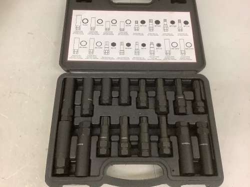 Lug & Socket Set, Appears New - Lot 102